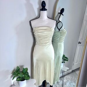 Vintage 90’s Light Gold Strapless Runched Formal Dress